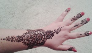 henna hand+gelenk